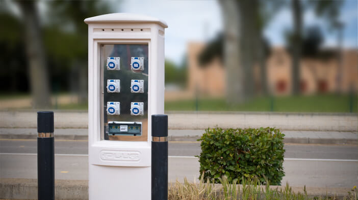 columna electricitat àrea d'autocaravanes Santa Cristina d'Aro