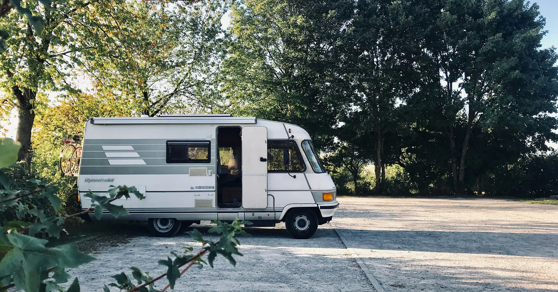 panoràmica àrea autocaravanes